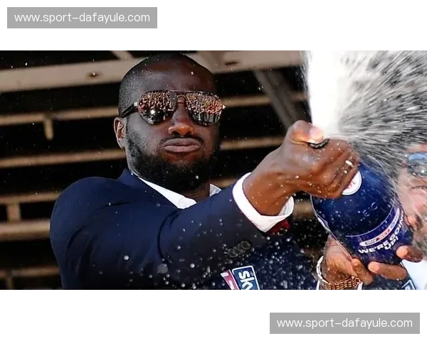 英冠H5：点燃你的英冠激情